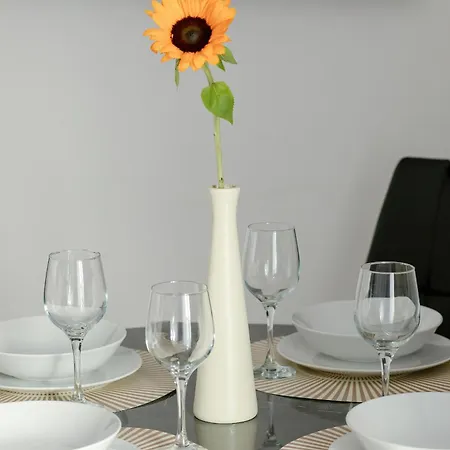 Modern With Balcony And Parking By Renters Apartamento