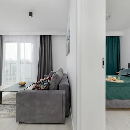 Modern With Balcony And Parking By Renters Appartement Mielno (Koszalin)
