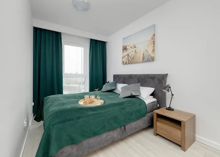 Modern With Balcony And Parking By Renters Mielno